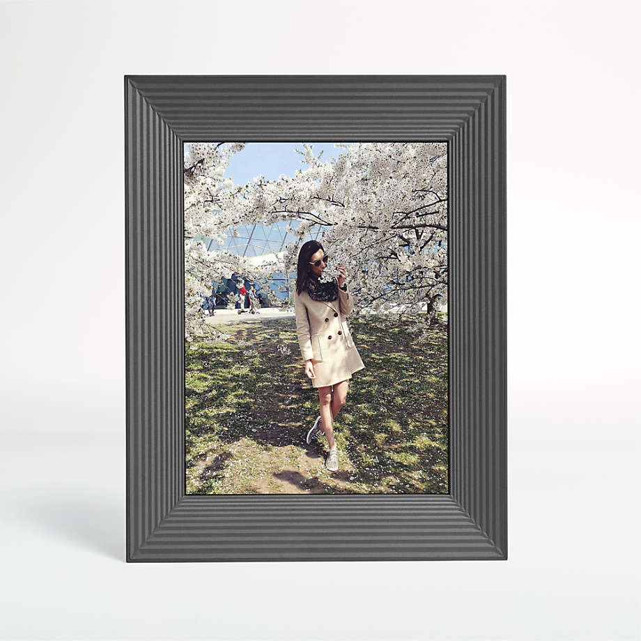 Aura Mason Black Digital Photo Frame + Reviews Crate & Barrel