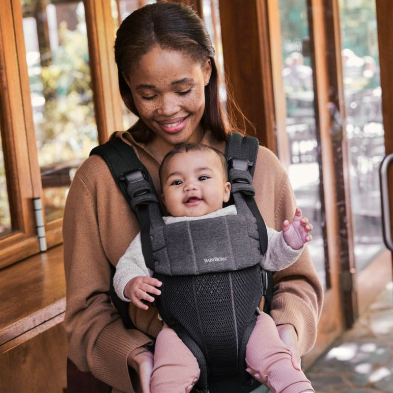 BABYBJÖRN ™ Black Harmony 3D Mesh Baby Carrier - image 3 of 7