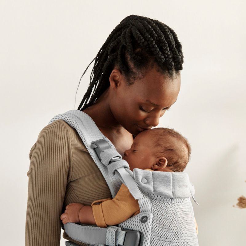 BABYBJÖRN ™ Silver Grey Harmony 3D Mesh Baby Carrier - image 4 of 8