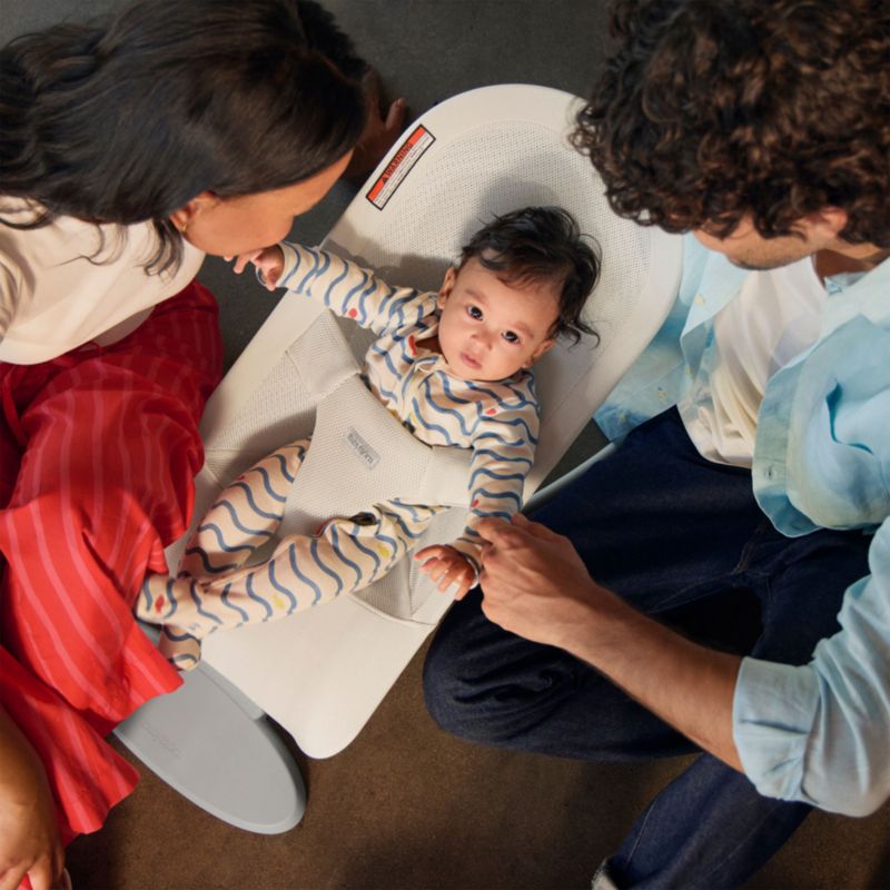 BABYBJÖRN ™ Bouncer Begin Cream Mesh Baby Bouncer Chair - image 2 of 7