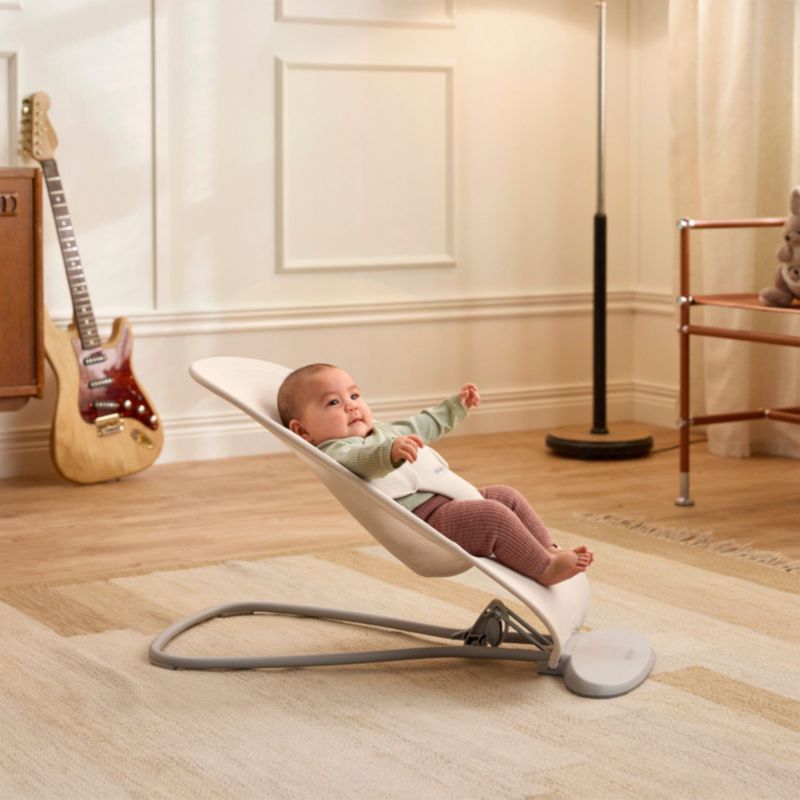 BABYBJÖRN ™ Bouncer Begin Cream Mesh Baby Bouncer Chair - image 4 of 7