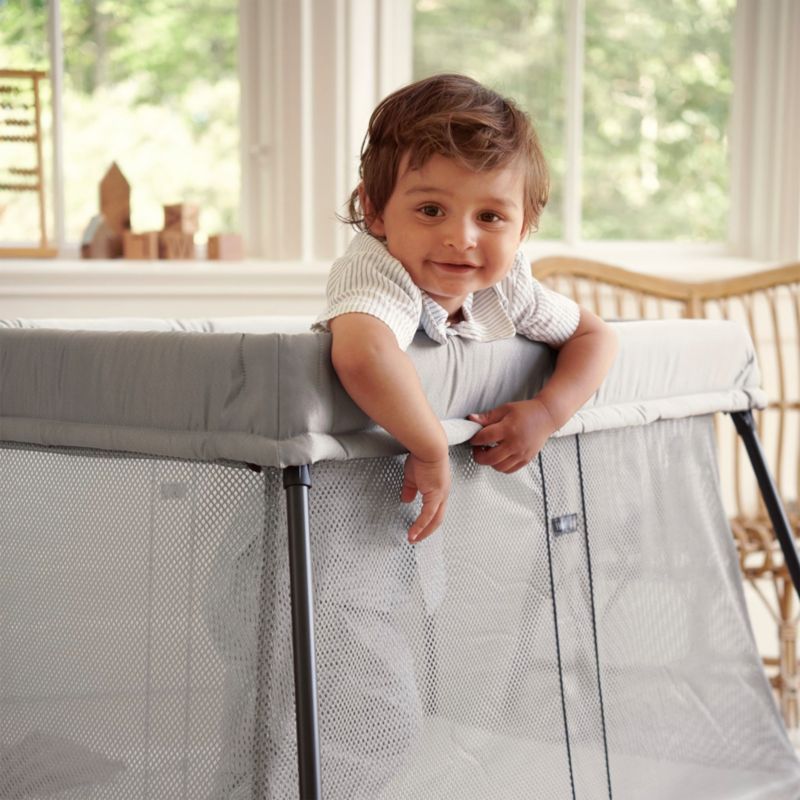 BABYBJORN Silver Lightweight Travel Crib with Fitted Sheet Bundle Pack