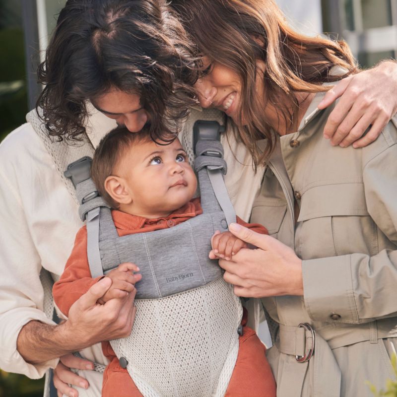 BABYBJÖRN Harmony Cream 3D Mesh Baby Carrier - image 4 of 5