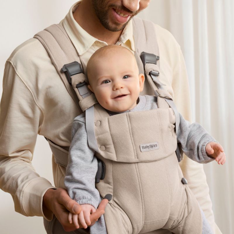 BABYBJÖRN Harmony Light Beige Woven Melange Baby Carrier - image 2 of 4