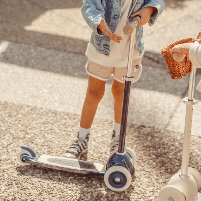 Banwood Navy Blue 3-Wheel Kids Scooter with Basket - image 1 of 11