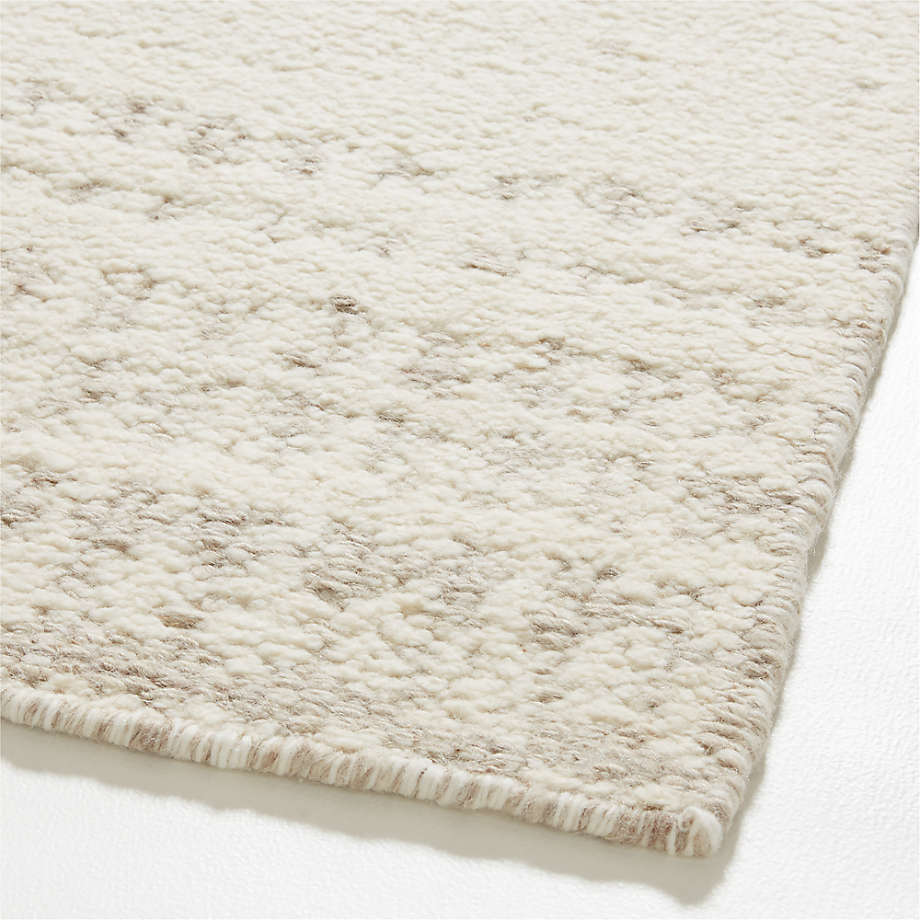 Barcelona Wool White Beige Rug Swatch 12