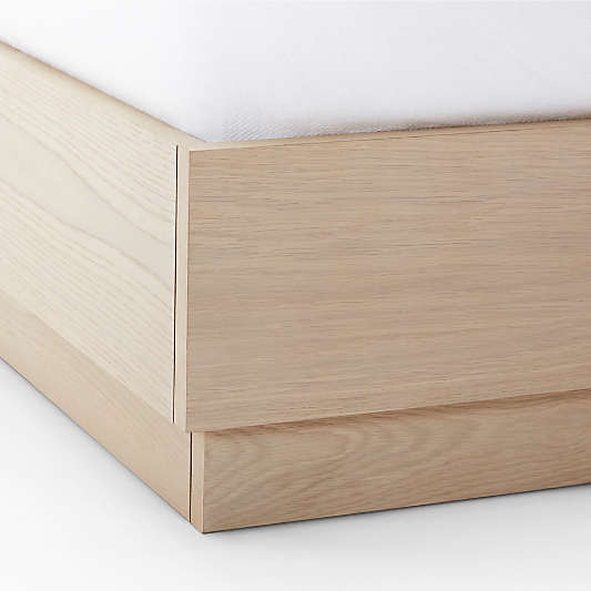 Batten White Oak King Bed Plinth-Base