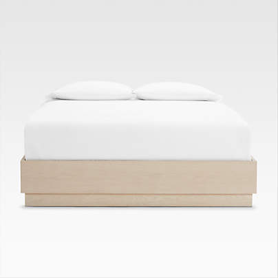 Batten White Oak Queen Plinth-Base Bed