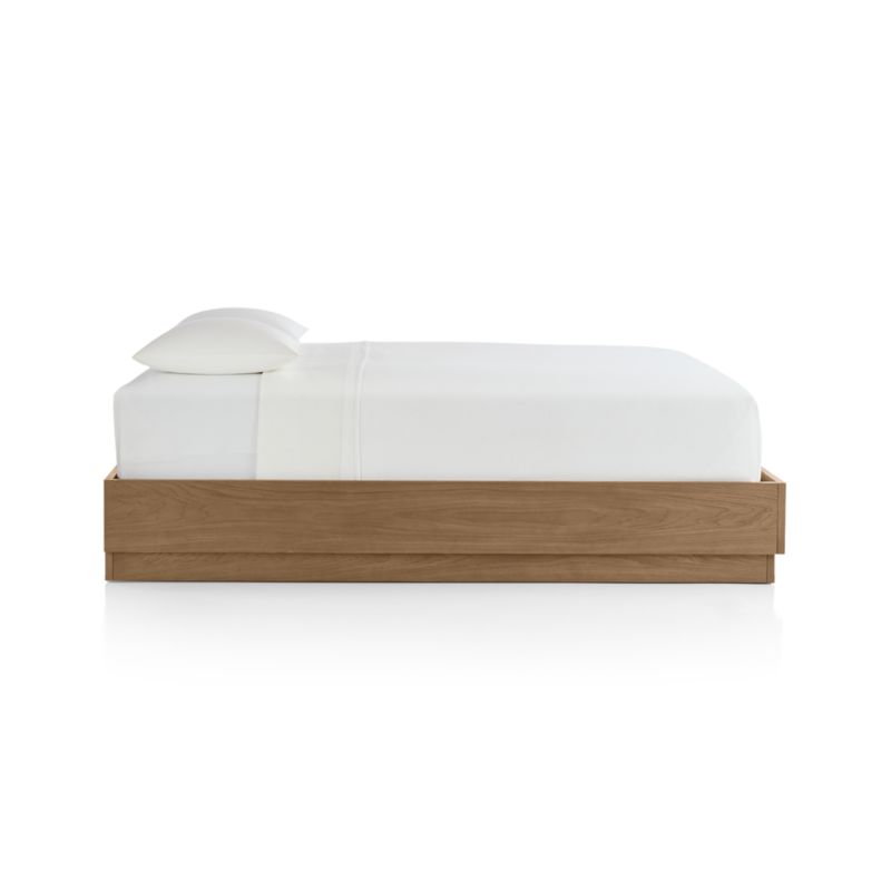 Batten Oak Queen Plinth-Base Bed