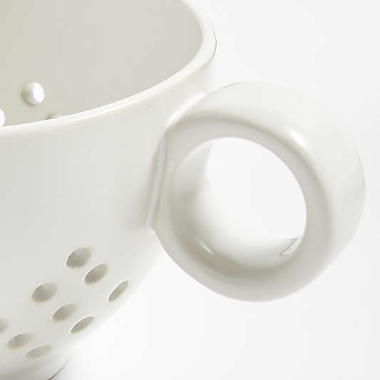 Matte White Berry Colander Mug