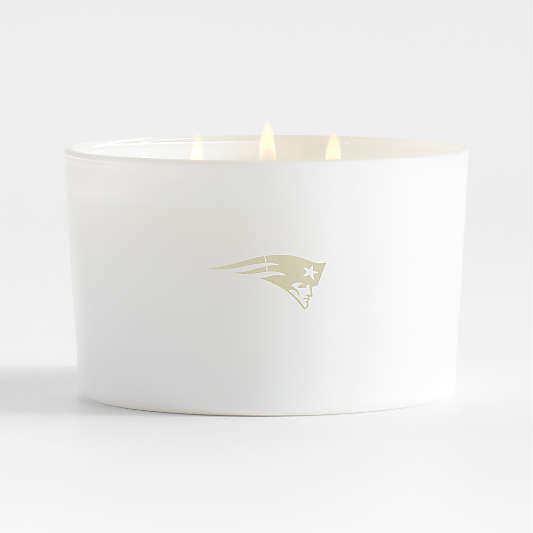NFL New England Patriots Monochrome No. 01 Blanc 3-Wick Scented Candle - Basil, Nettle Flower and Sage
