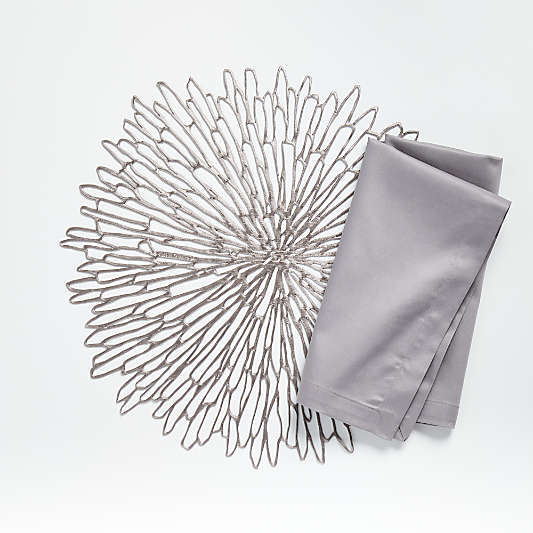 Chilewich ® Bloom Gunmetal Vinyl Placemat