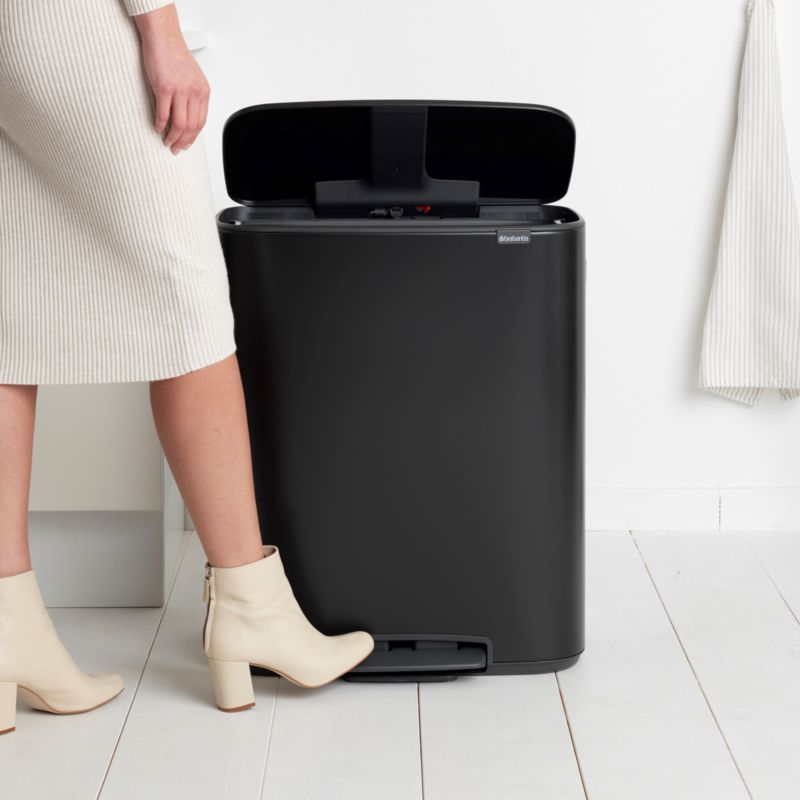 Brabantia Bo Step On Trash Can, Matte Black, 16 Gallon - image 4 of 8