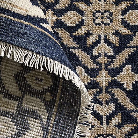 Bordeaux Wool Traditional Hand-Knotted Navy Blue Area Rug