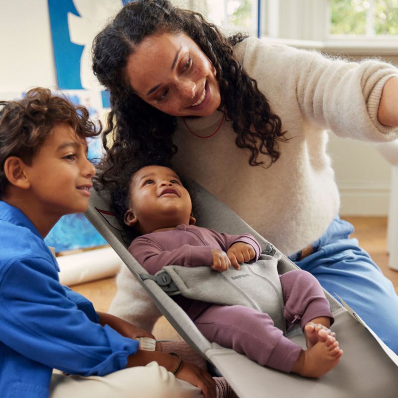 BABYBJÖRN Bouncer Bliss Jersey Sand Grey Baby Bouncer Chair - image 2 of 4