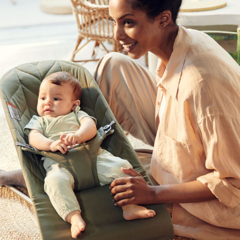 BABYBJÖRN Bouncer Bliss Petal Quilt Dark Green Baby Bouncer Chair - image 2 of 4