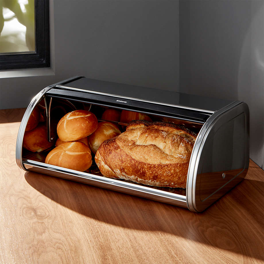 This On-Sale Loaf Pan Imprints a Fall Design Into Breads