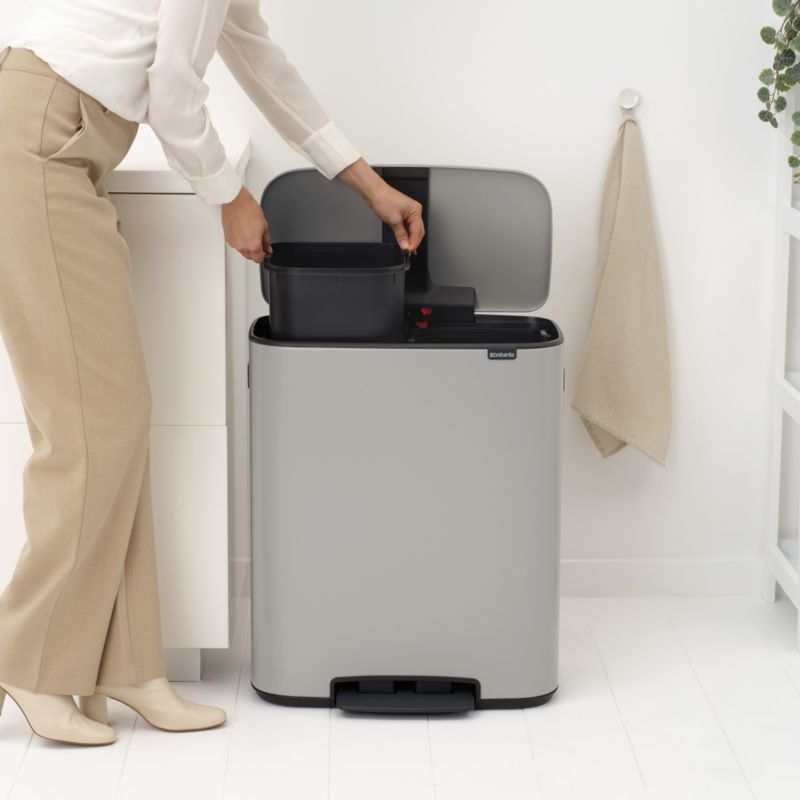 Brabantia Bo Step On Dual Compartment Recycling Trash Can, 2 x 8 Gallon (2 x 30 Liter) Soft Gray - image 1 of 4