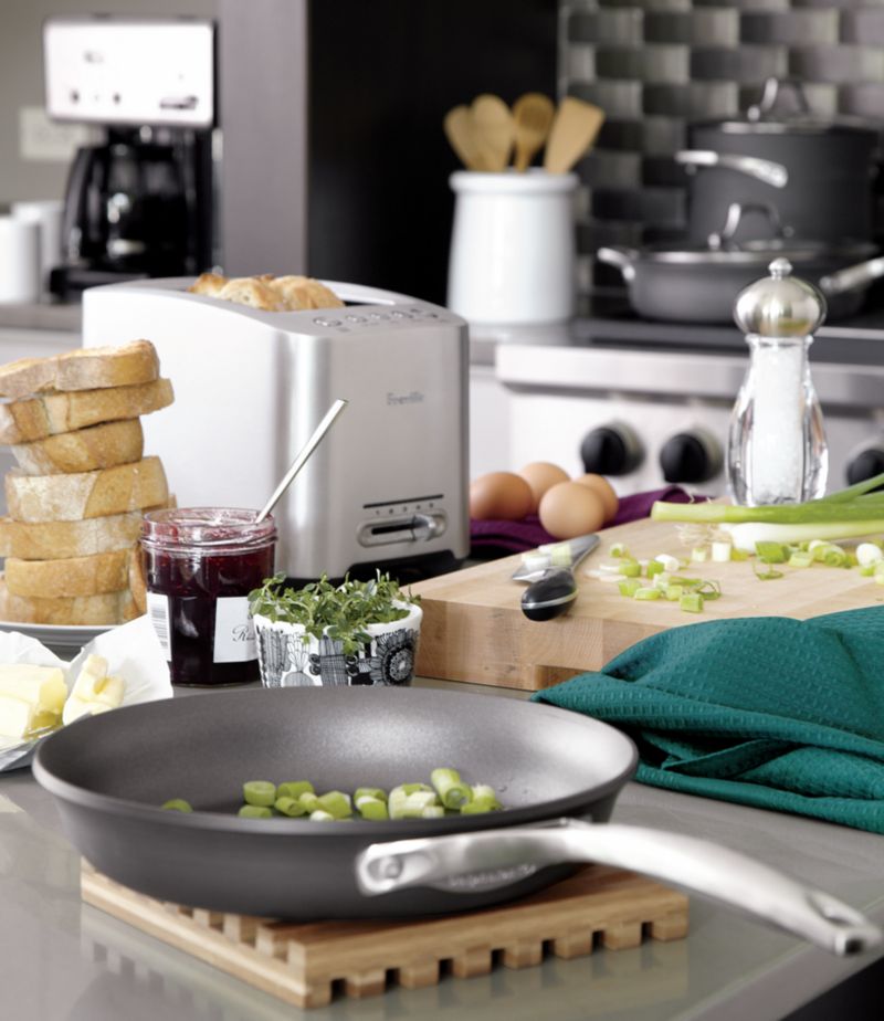 Breville ® SmartToaster 4-Slice Toaster