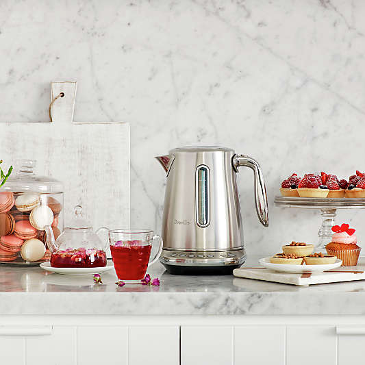 Breville® Smart Kettle™ Luxe in Brushed Stainless Steel