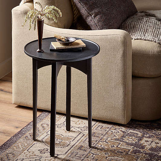 Bruin Black Textured Iron 17" End Table