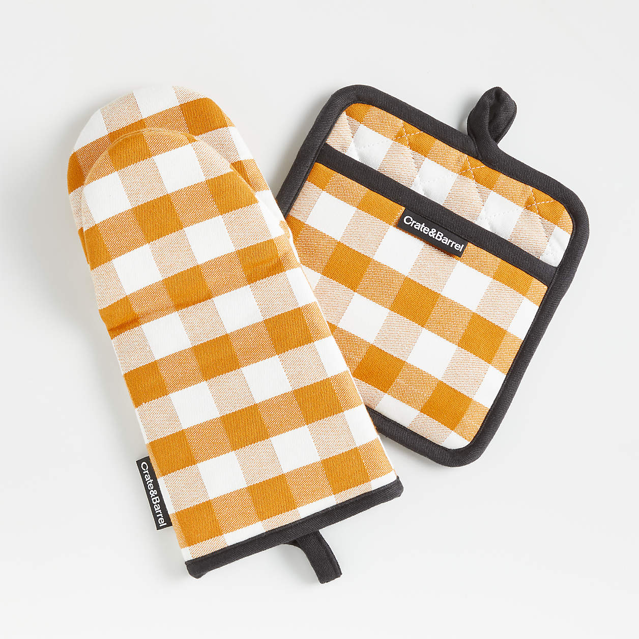 Buffalo Plaid Oven Mitt & Pot Holder, Set of 2 + Reviews Crate & Barrel