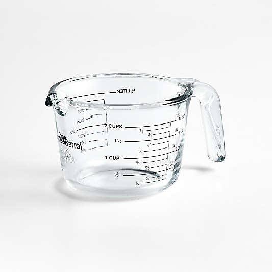 Crate & Barrel 2-Cup Glass Measuring Cup