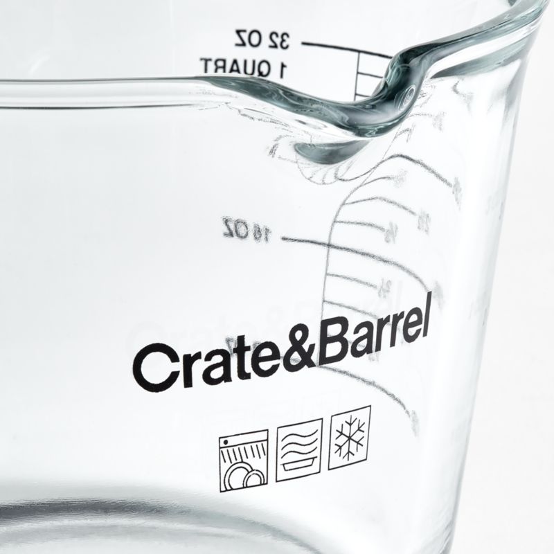 Crate & Barrel 2-Cup Glass Measuring Cup