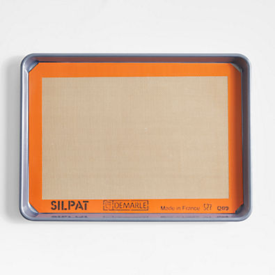 View Crate & Barrel Half Sheet and Silpat Set details