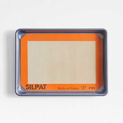 View Crate & Barrel Quarter Sheet and Silpat Set details