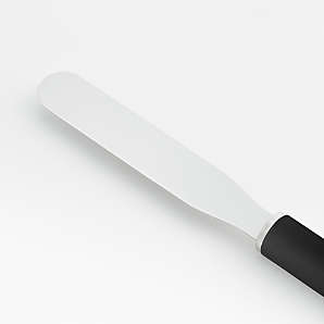 Crate & Barrel Small Soft-Touch Straight Icing Spatula