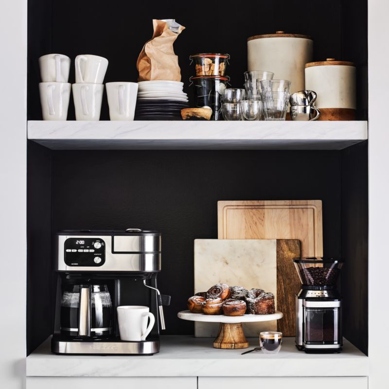 Iced Caramel Macchiato in the Cuisinart® Coffee Center® Barista Bar 4-in-1  Coffeemaker 