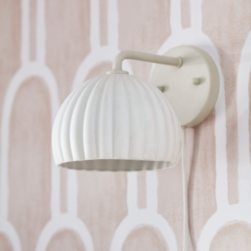 Bea White Ceramic Wall Sconce