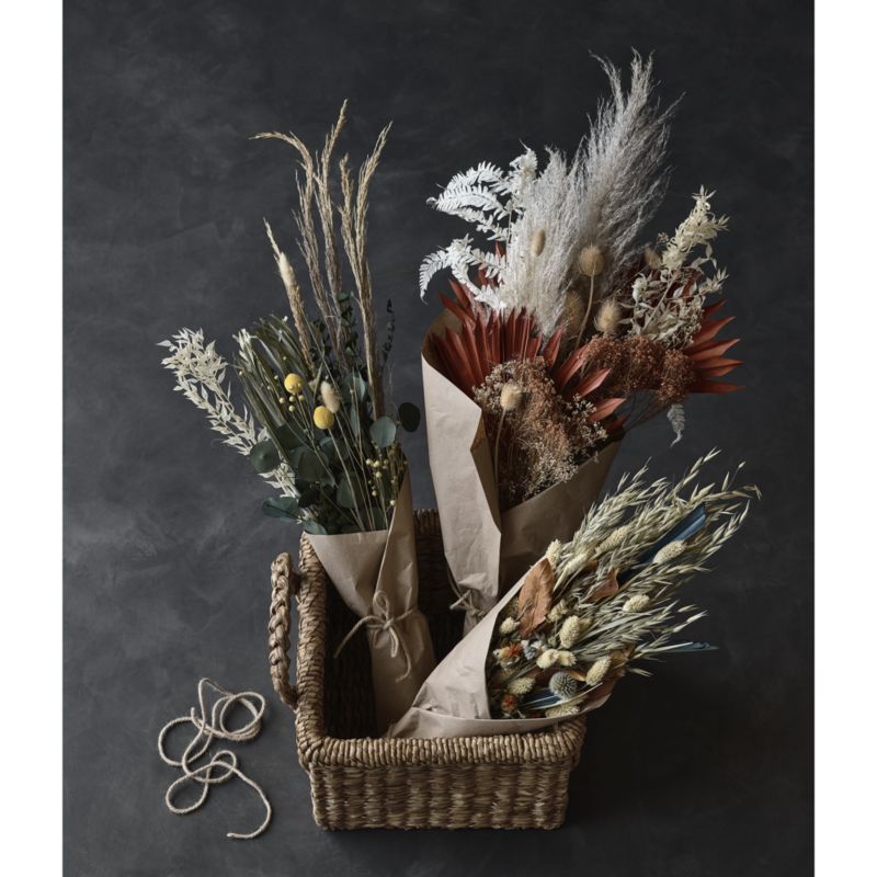 Thistle and Pod Dried Bouquet