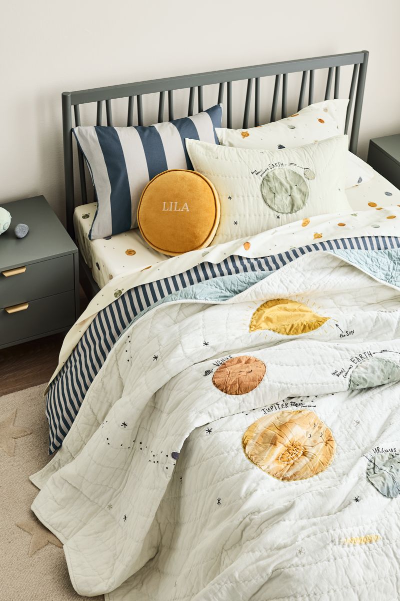 Outer Space Organic Cotton Kids Twin Quilt - image 2 of 16