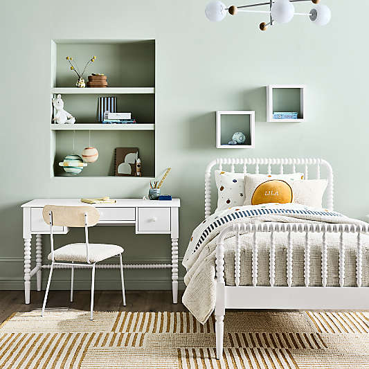 Jenny Lind White Wood Spindle Kids Queen Bed