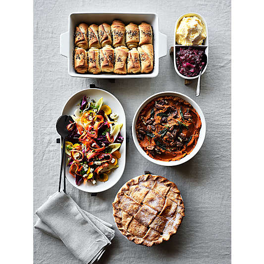 Oven-to-Table Two-Part Dish with Acacia Wood Trivet