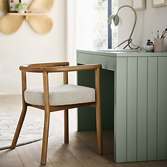 Desks & Storage