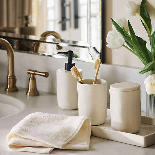 Blanc Ceramic Bathroom Accessories