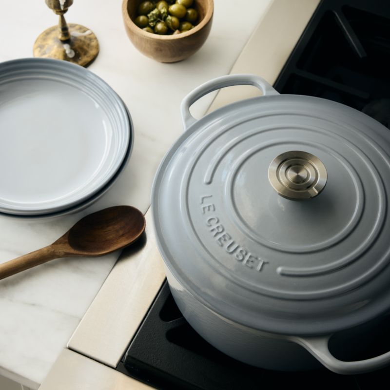 Le Creuset ® Signature 7.25-Qt. Chateau Enameled Cast Iron Round Dutch Oven - image 1 of 13