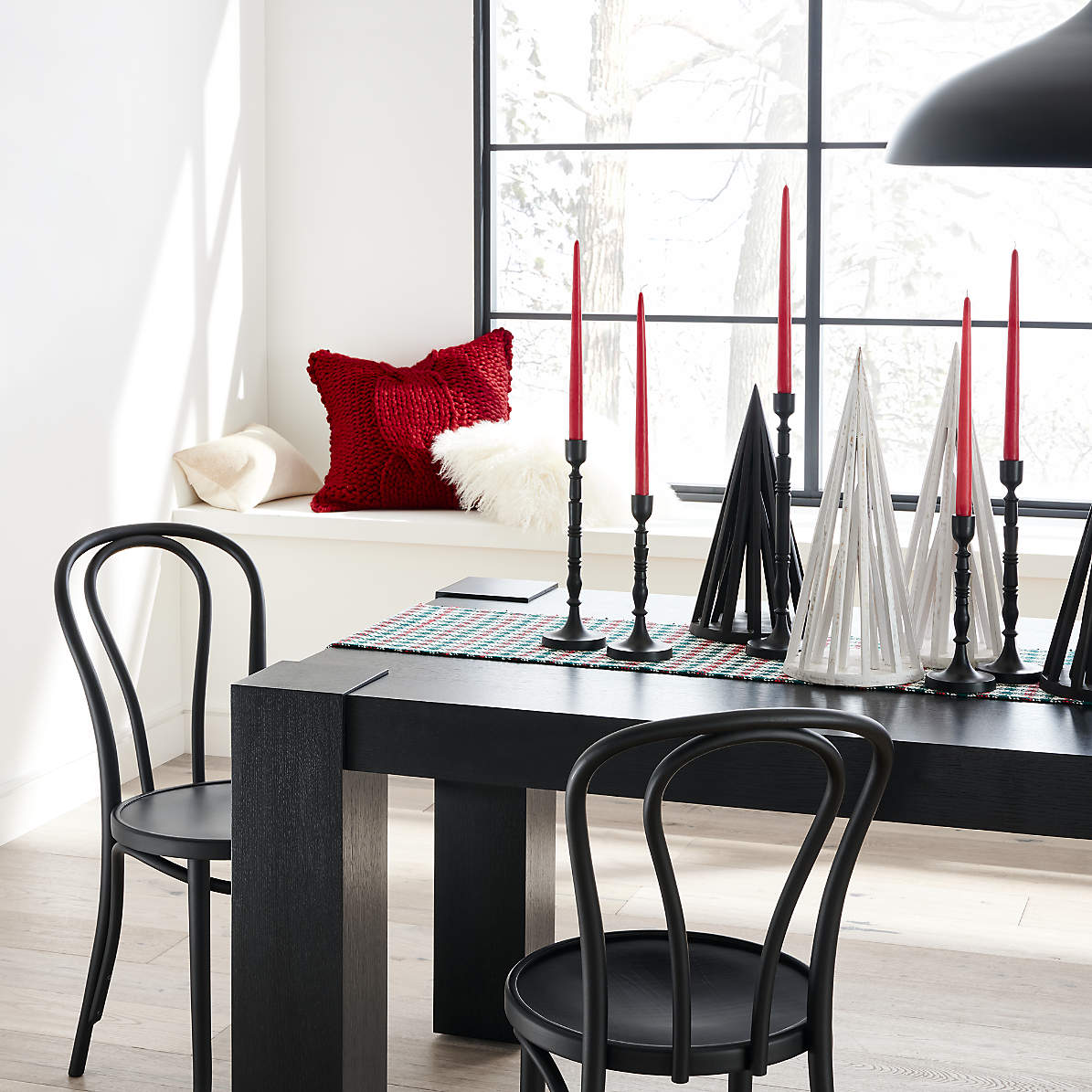 Vienna matte hotsell black dining chair