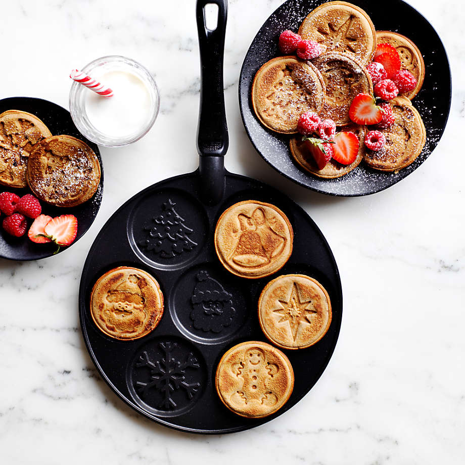 Nordic Ware Holiday Pancake Pan, Black, 1 - Foods Co.