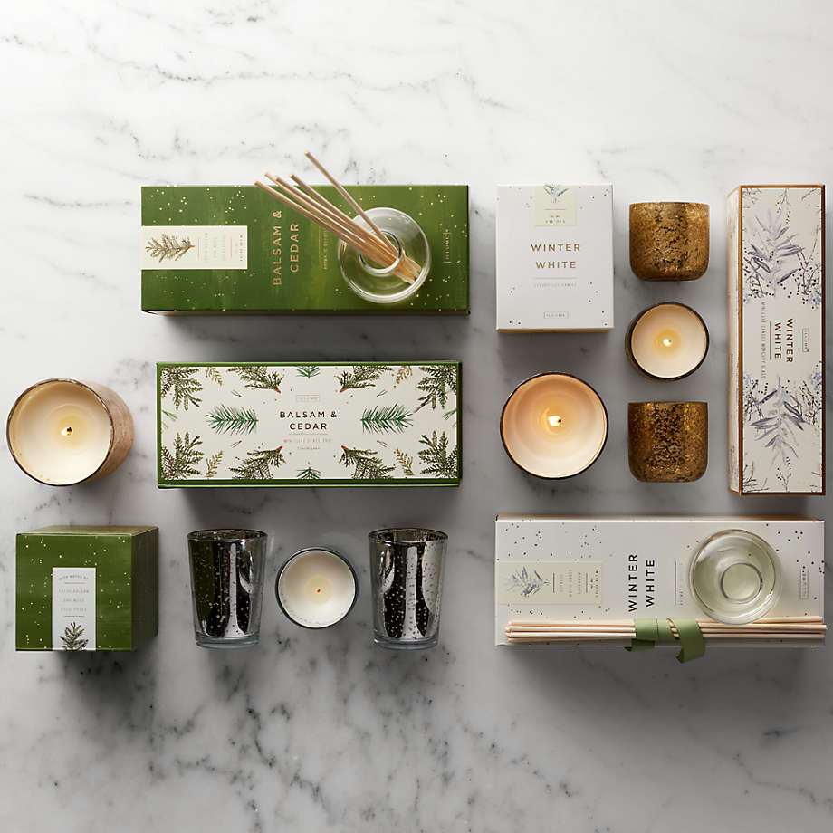 Balsam Hill - 2022 Holiday 2 - Illume® Balsam & Cedar Gifted Candle