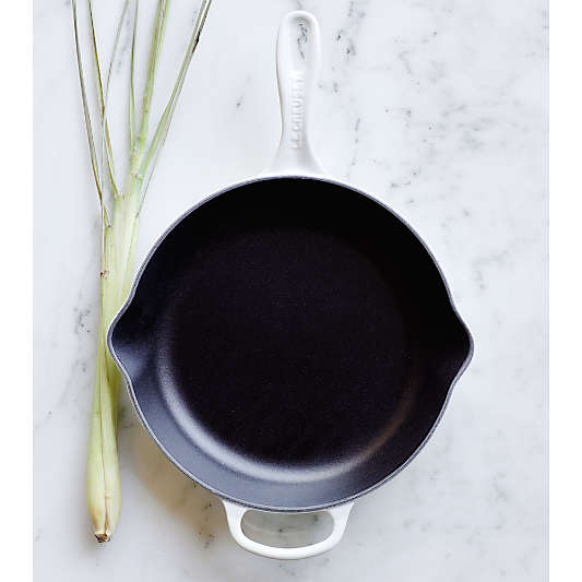 Le Creuset ® Signature 10.25" White Enameled Cast Iron Skillet