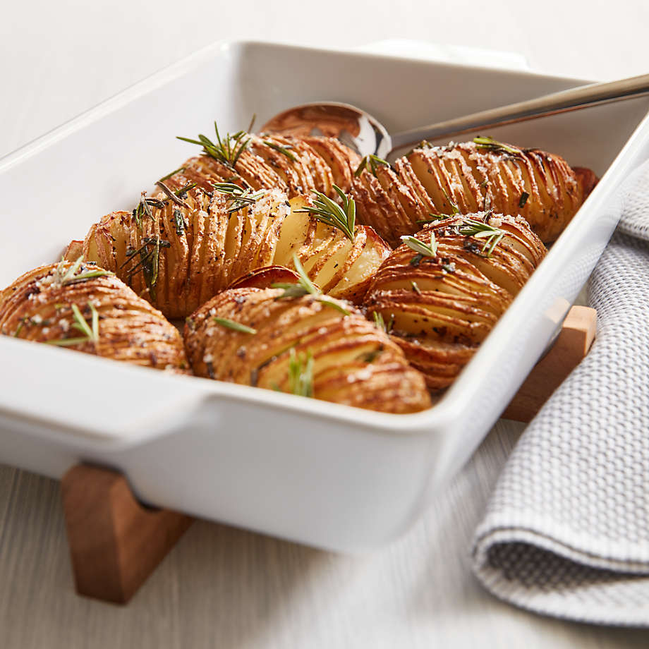 Baking dish shop with stand