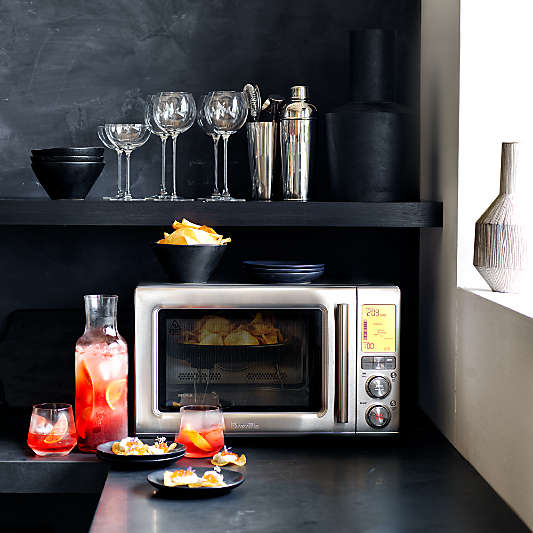 Breville ® Combi Wave ™ 3-in-1 Microwave, Air Fryer and Convection Oven