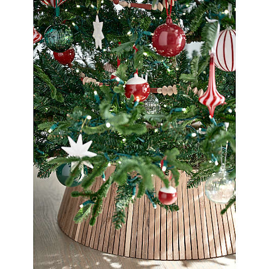 Skei Wood Natural Christmas Tree Collar 24"