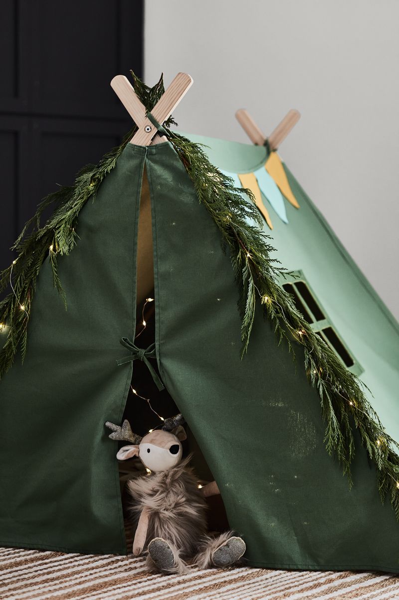 Green Collapsible Kids Canvas Play Tent - image 4 of 12