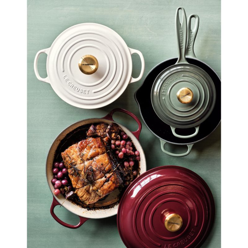 Le Creuset ® Signature 10.25"/ 26cm Thyme Skillet - image 2 of 5