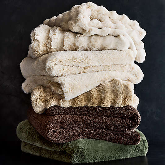Faux Fur 70"x55" Throw Blankets